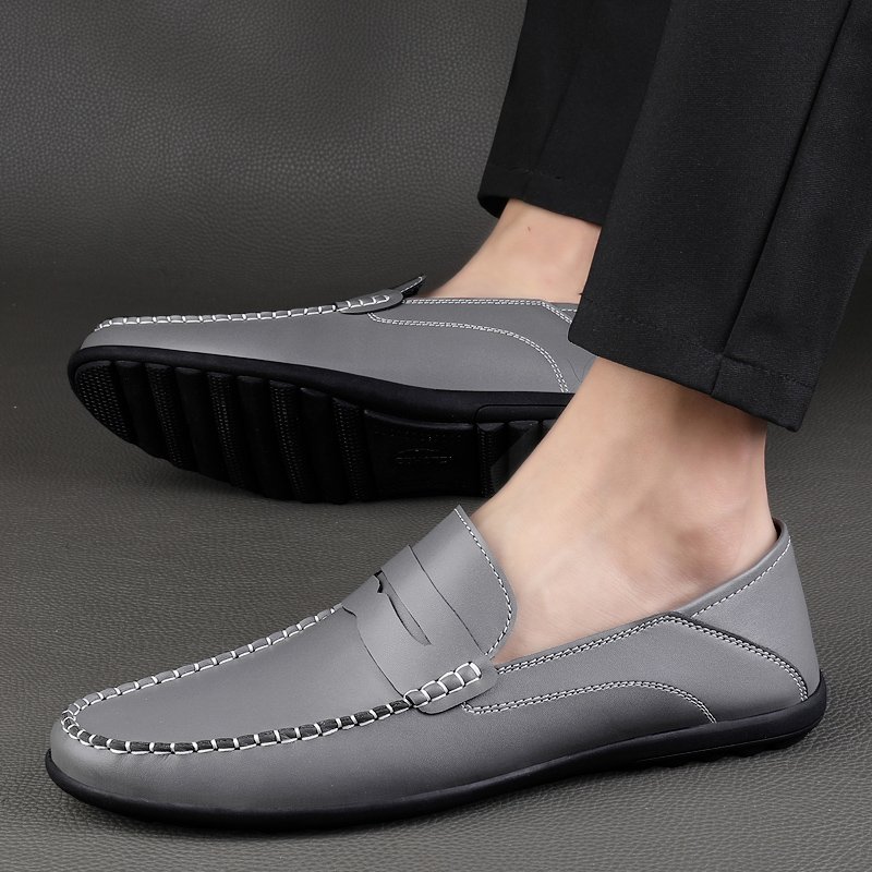 2023 new Men Slip-on Moccasin Driving Shoes casual black shoe Classic handmade top quality Italian leather driving shoes men