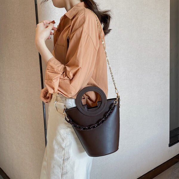 2024 New Bucket Bag Casual fashion bag Ring handbag women's chain shoulder bag