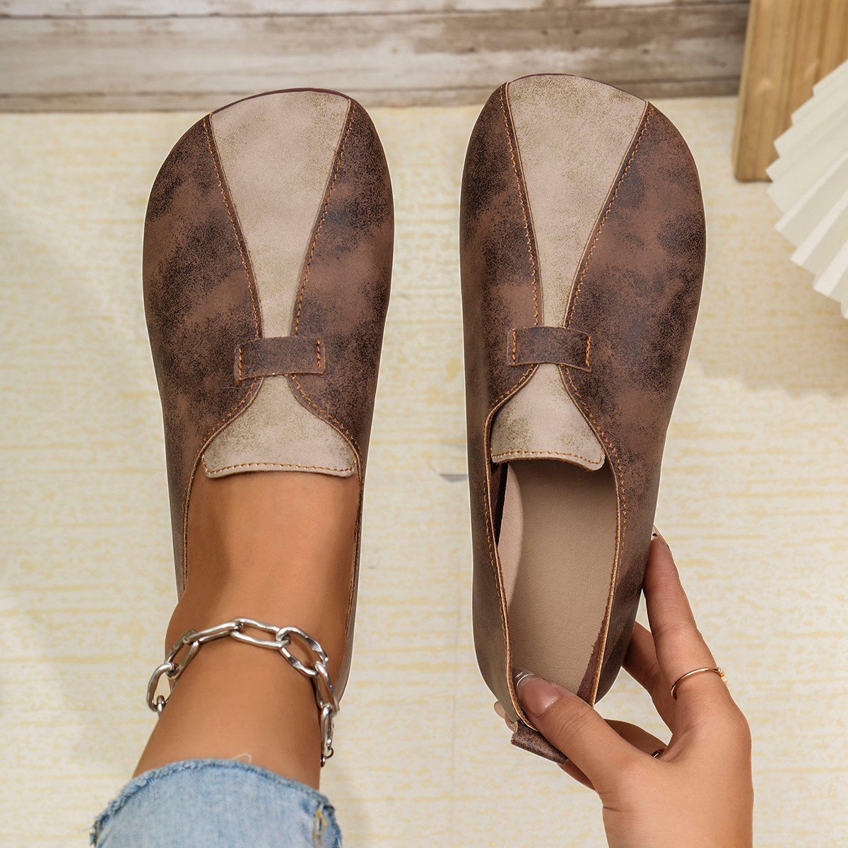 2024 Spring And Autumn New Single Shoes With Low Heels And A Comfortable Flat Pedal