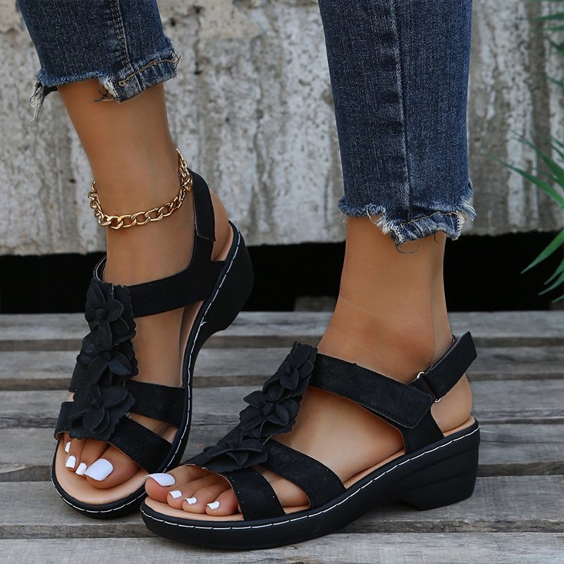2024 Summer sandals new hollowed out wedge heel flowers casual comfortable women's large size