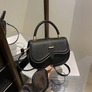 Curve design solid color saddle bag women 2024 summer new fashion single shoulder crossbody bag