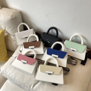 Factory Wholesale women's handbag fashion shoulder bag Cute solid color women's bag