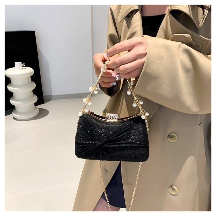 Fashion Ladies Dinner Bag Top Party Bag 2024 Winter Pearl Chain Trendy Bags For Girls