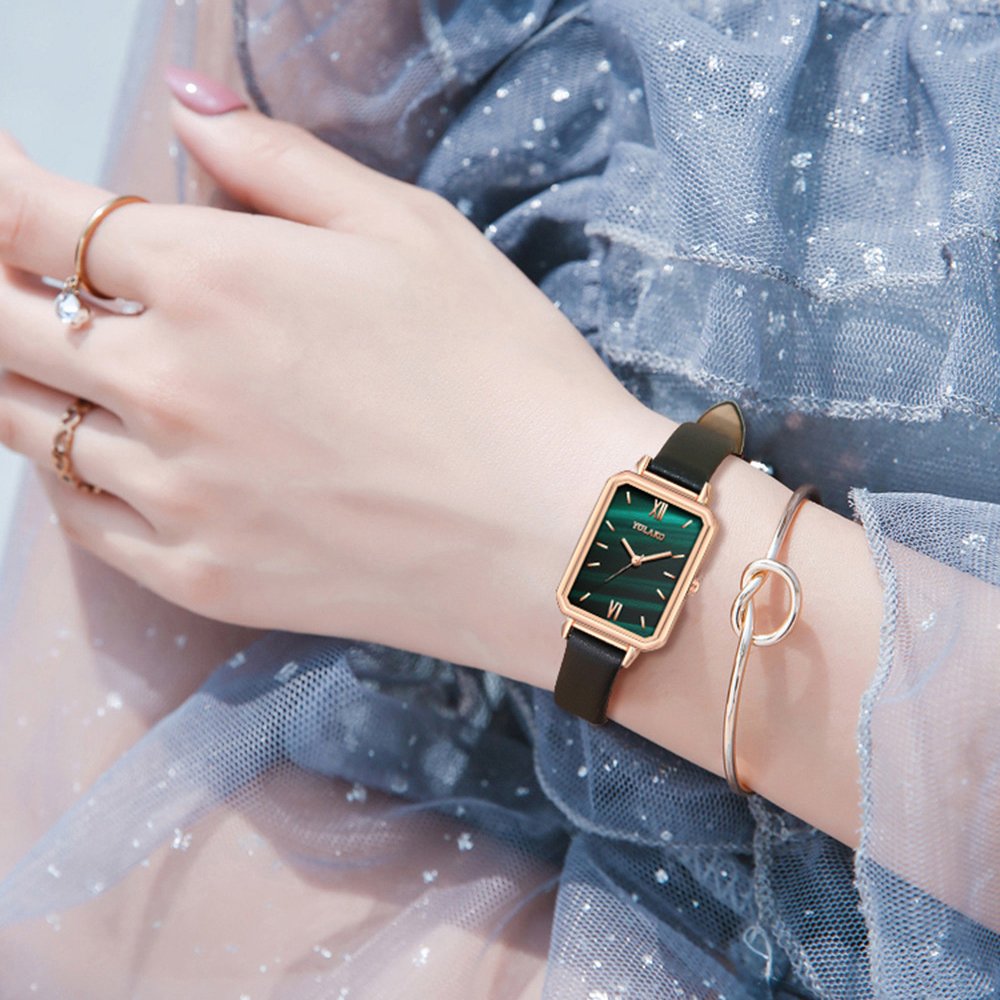 Gradient Water Ripple Retro Watches Women Fashion Exquisite Green Quartz Vintage Leather Wrist Watch Simple Small Female Clock