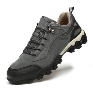 In Ready Stock Waterproof Genuine Leather Outdoor Hiking Shoes Comfortable Mountain Shoes For Men