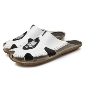 Men Real Leather Slippers Embroidery Summer Closed Toe Beach Breathable Sandal Oxford Sole Casual Comfortable sandals Men