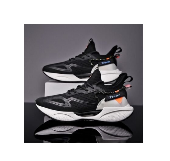 Men's shoes Spring and autumn new flying woven running shoes with hollow bottom before tying fashion