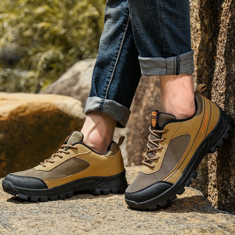 Multifunctional Hiking Shoes for Men Breathable Light Weight Climbing Shoes Slip-on Low Top Outdoor Walking Trekking Jogger Shoe