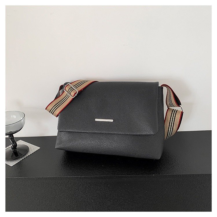 New 2022 Women Real Leather Luxury Handbag Fashion Shoulder Bag Ladies Designer Classic Purse Handbag