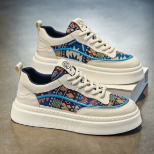 New Breathable Casual Design Sensory Skateboard Shoes for Men's Sports Thick Sole Elevated Canvas Men's Shoes Men's Board Shoes