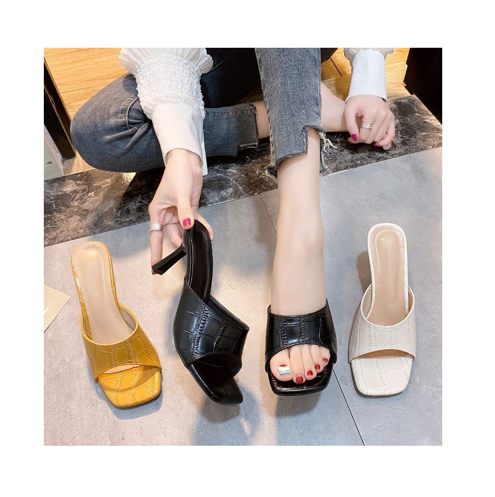 New summer slippers women wear square toe high heels, stiletto half sandals
