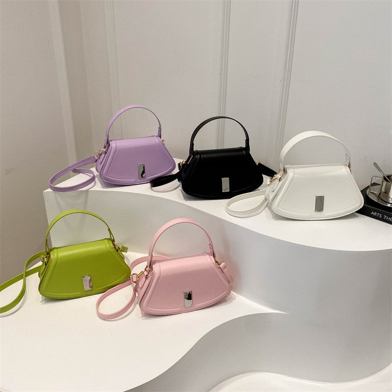 Newest Fashion Handbags 2024 Light Lady Personality Bags Lady Fashionable Shoulder bags For Women