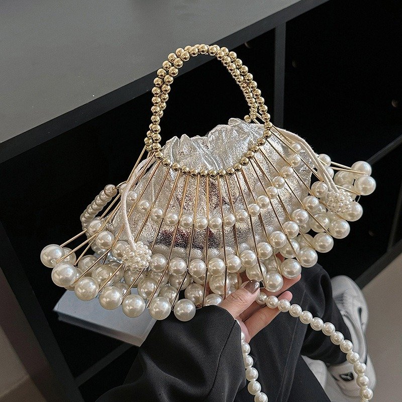 Pearl chain women's dinner bag Vintage Hollow Women's Luxury bag Party bag for ladies