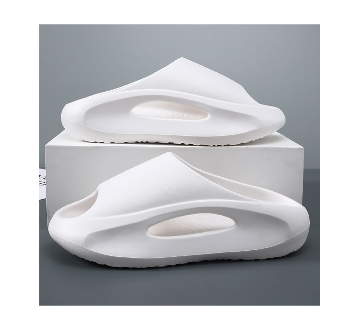 Slippers feel like stepping on feces, beach slippers, couples, casual outerwear, thick soles, trendy men's sandals