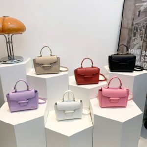 Wholesale New Fashion Small Handbags 2024 light lady leather bags lady design purses for women
