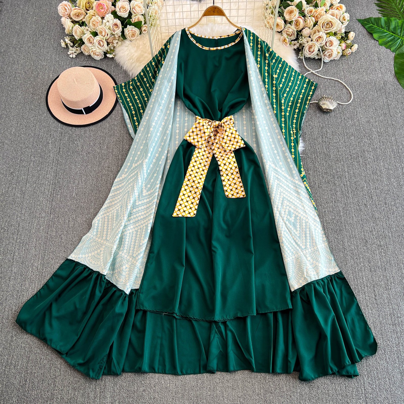 Elegant temperament printed round neck new hot stamping two-piece set women's long skirt+Western loose bata shirt